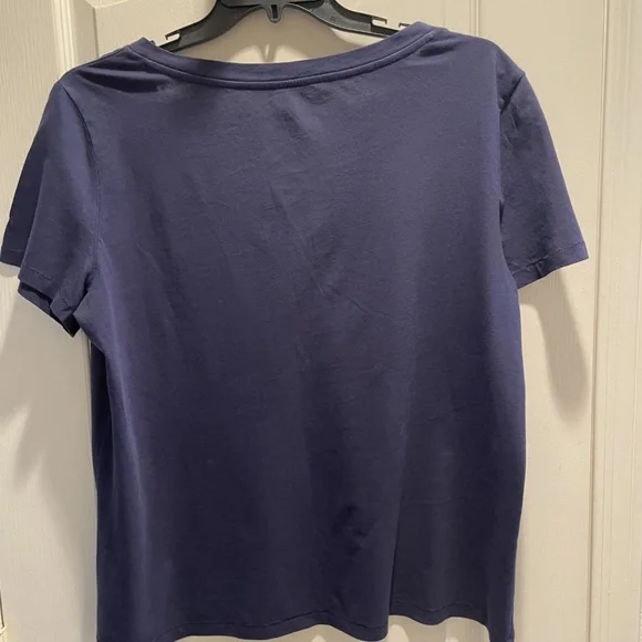 Top - Picture 2 of 3